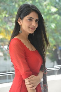 Misha Narang Photos